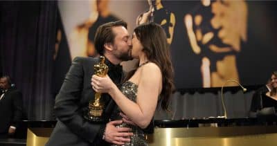 Bowen Yang adieux émouvants SNL -poster